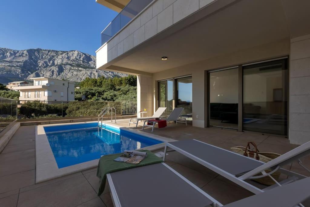Apartman Delux With Private Pool - Makarska Exklusiv Тучепи Экстерьер фото