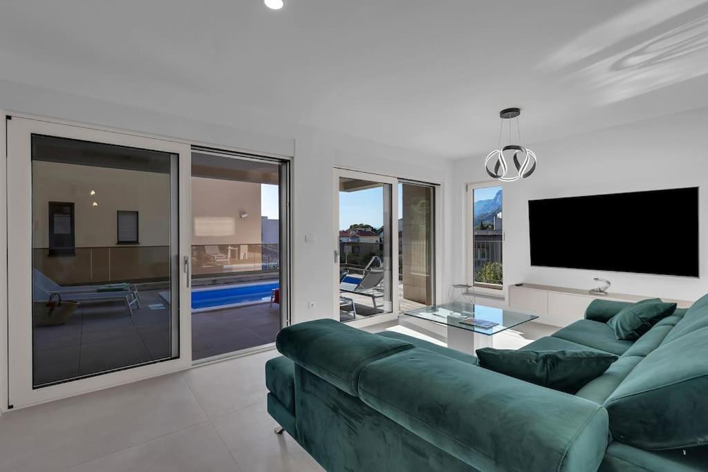 Apartman Delux With Private Pool - Makarska Exklusiv Тучепи Экстерьер фото
